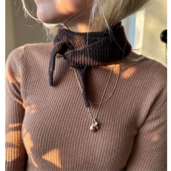 Brand New Hand knit Sophie Scarf in Pink with Flecks of Black & Green Size L - Picture 10 of 10